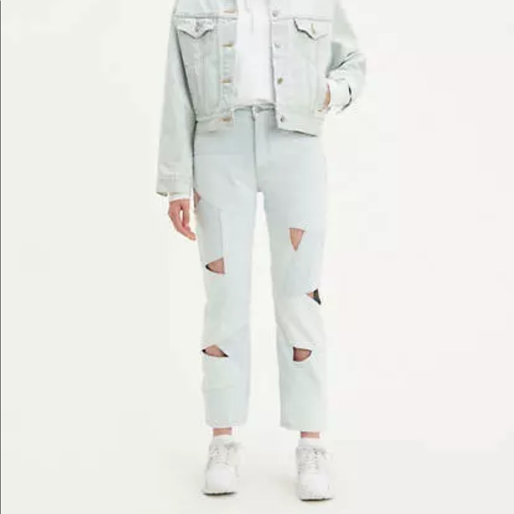 Levi’s Size 29 Light Wash 501 Pieced Crop Denim Jeans